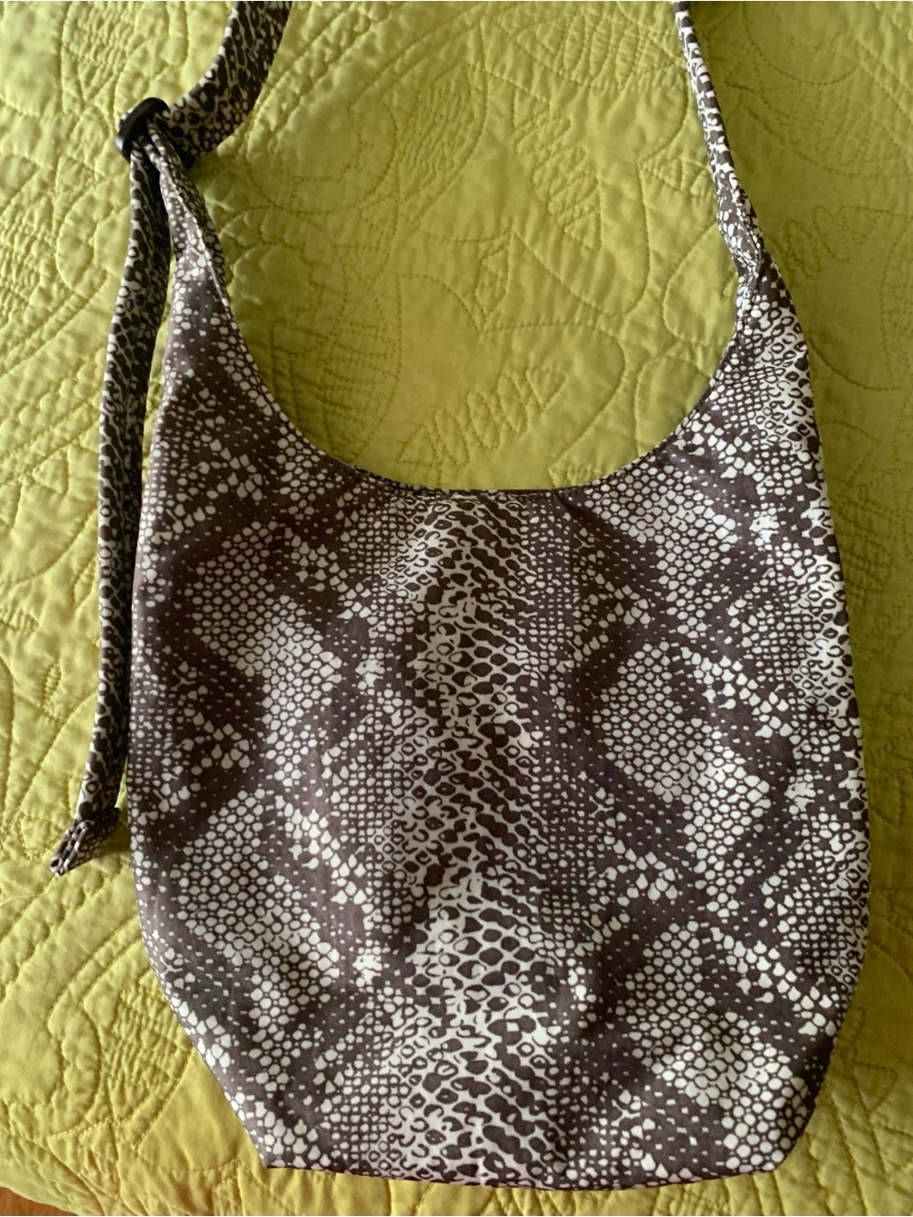 BAGGU small sling bag EUC - Picture 2 of 2